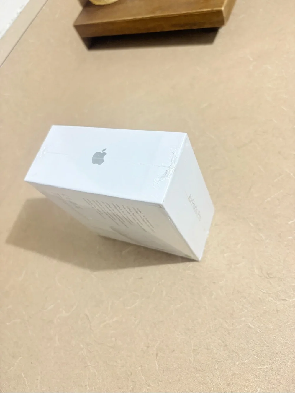 Apple AirPods Pro in White - True Wireless Earbuds